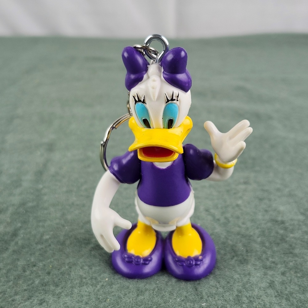 DISNEY MICKEY MOUSE CLUBHOUSE FIGURE. DAISY DUCK KEYCHAIN ARTICULATING Custom
